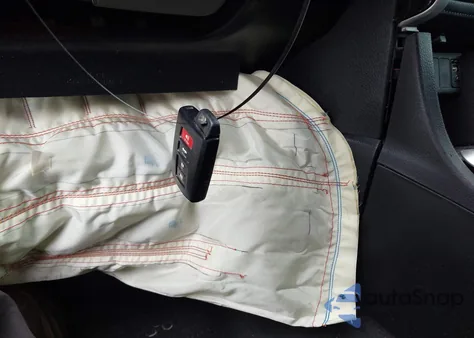 2019 Toyota Corolla Se from USA, damaged, VIN 2T1BURHE2KC161170